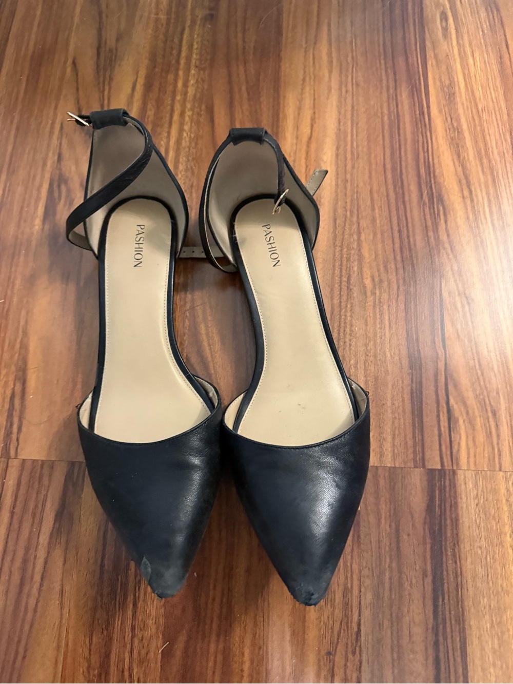 Pashion Black Pointed Ankle-Strap Flats